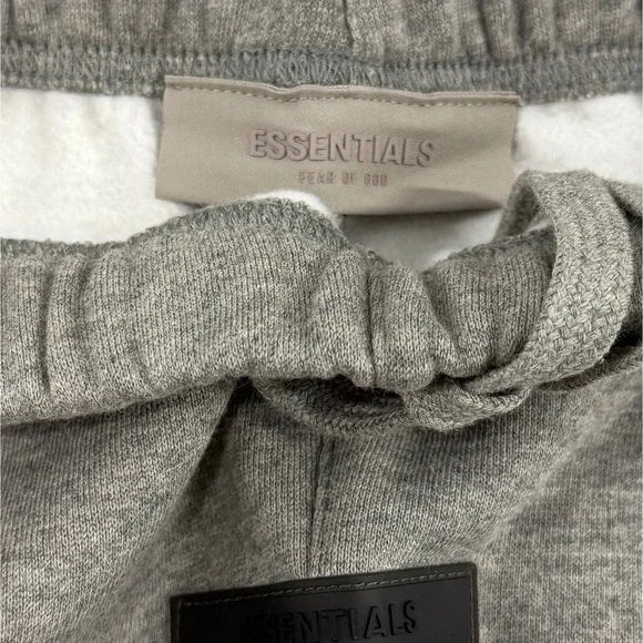 Fear of God Essentials SS22 'Dark Oatmeal' Cuffed Sweatpants Size XS - Picture 6 of 7